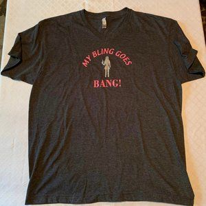 Ladies Size XL Gray/Pink Graphic V-Neck Tee